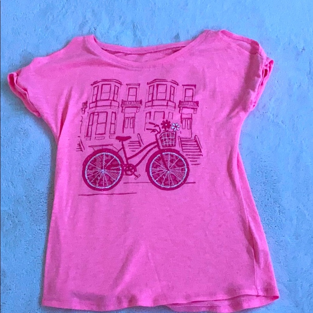 Pink tee